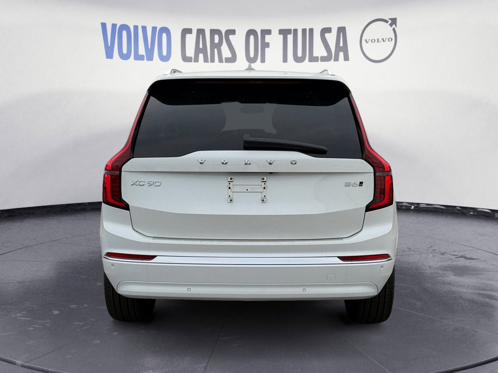 New 2026 Volvo XC90 B6 Core w/ Protection Package Premier image 4