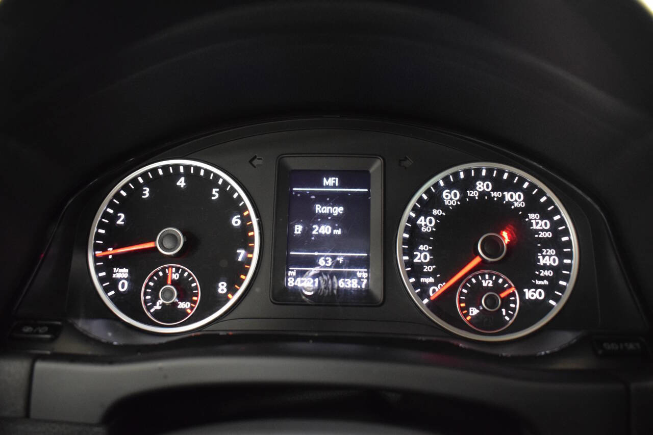 Used 2016 Volkswagen Tiguan SE image 29