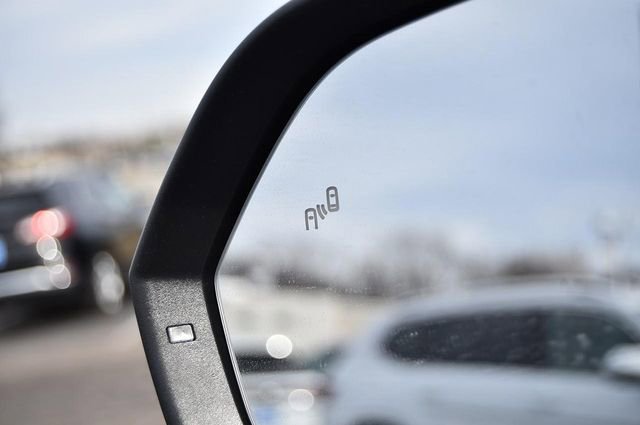 New 2026 Volkswagen Atlas Cross Sport SE image 10