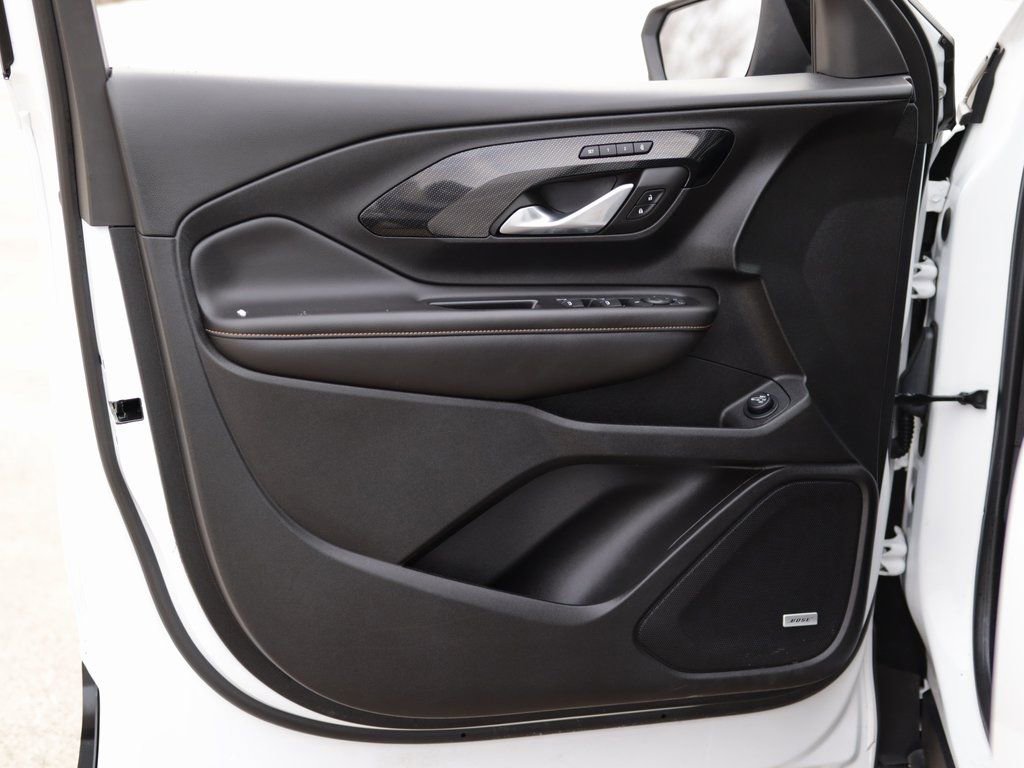 Used 2022 GMC Terrain AT4 w/ GMC Pro Grade Package image 25