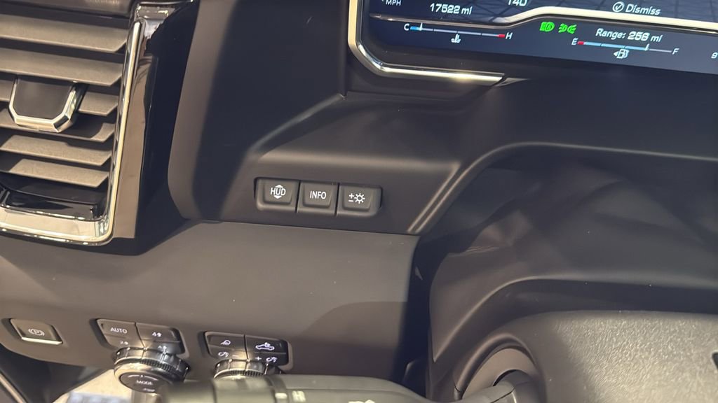 Used 2025 GMC Sierra 1500 Denali Ultimate image 25