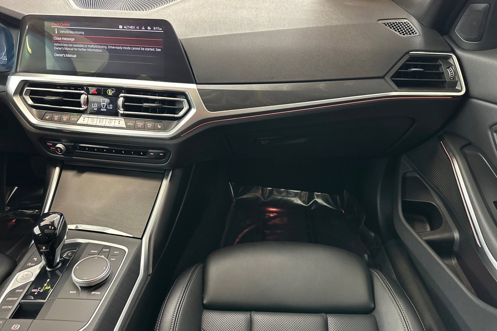 Used 2022 BMW 330i Sedan w/ Driving Assistance Package image 29