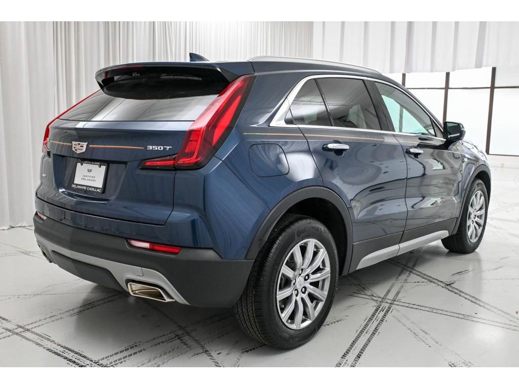 Certified 2022 Cadillac XT4 Premium Luxury w/ Enhanced Visibility Package AWD/4WD image 7