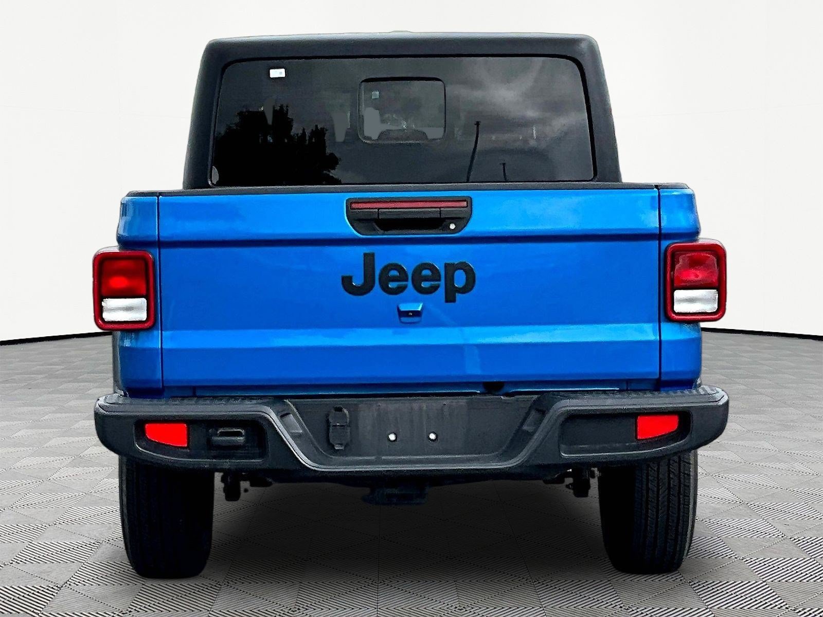 Used 2022 Jeep Gladiator Sport AWD/4WD image 5