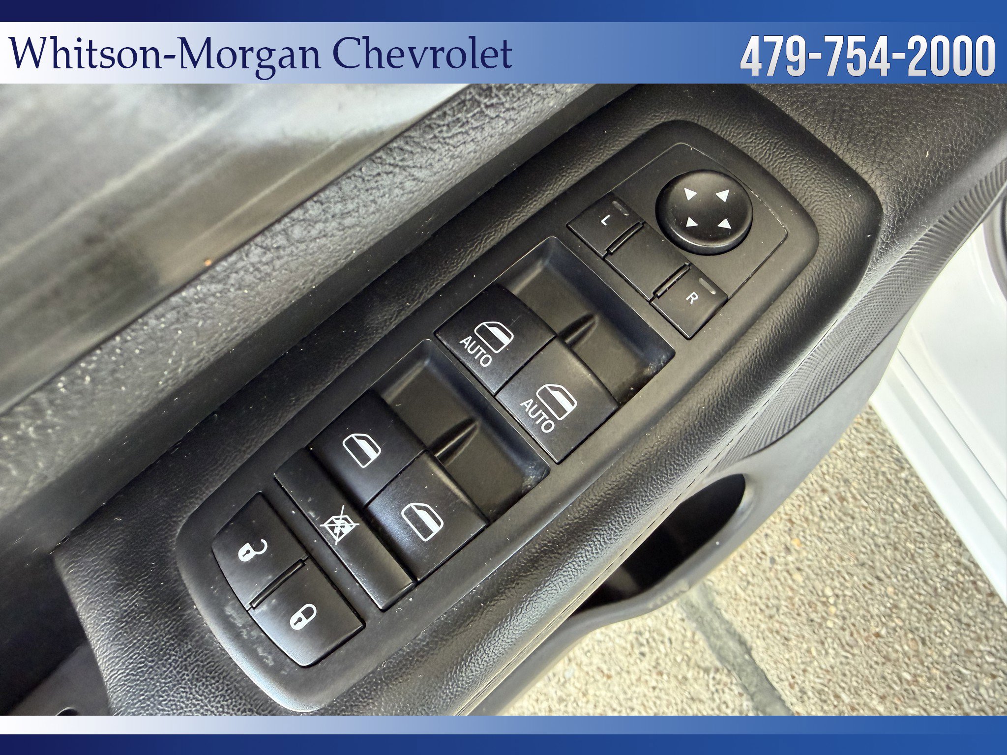 Used 2020 Jeep Grand Cherokee Altitude RWD image 12