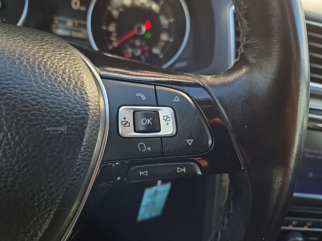 Used 2016 Volkswagen Passat 1.8T SE image 15