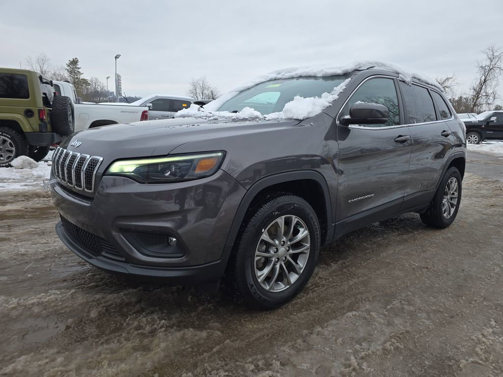 Used 2019 Jeep Cherokee Latitude Plus w/ Cold Weather Group image 9