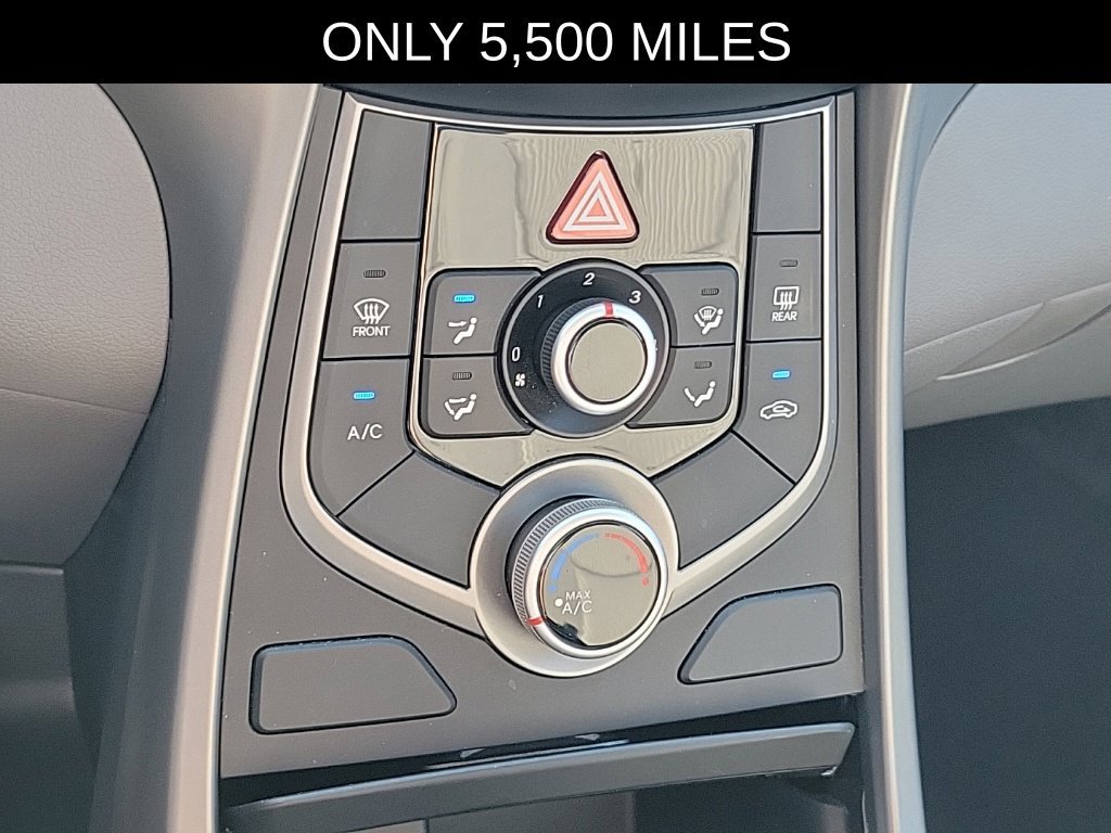 Used 2016 Hyundai Elantra SE FWD image 24