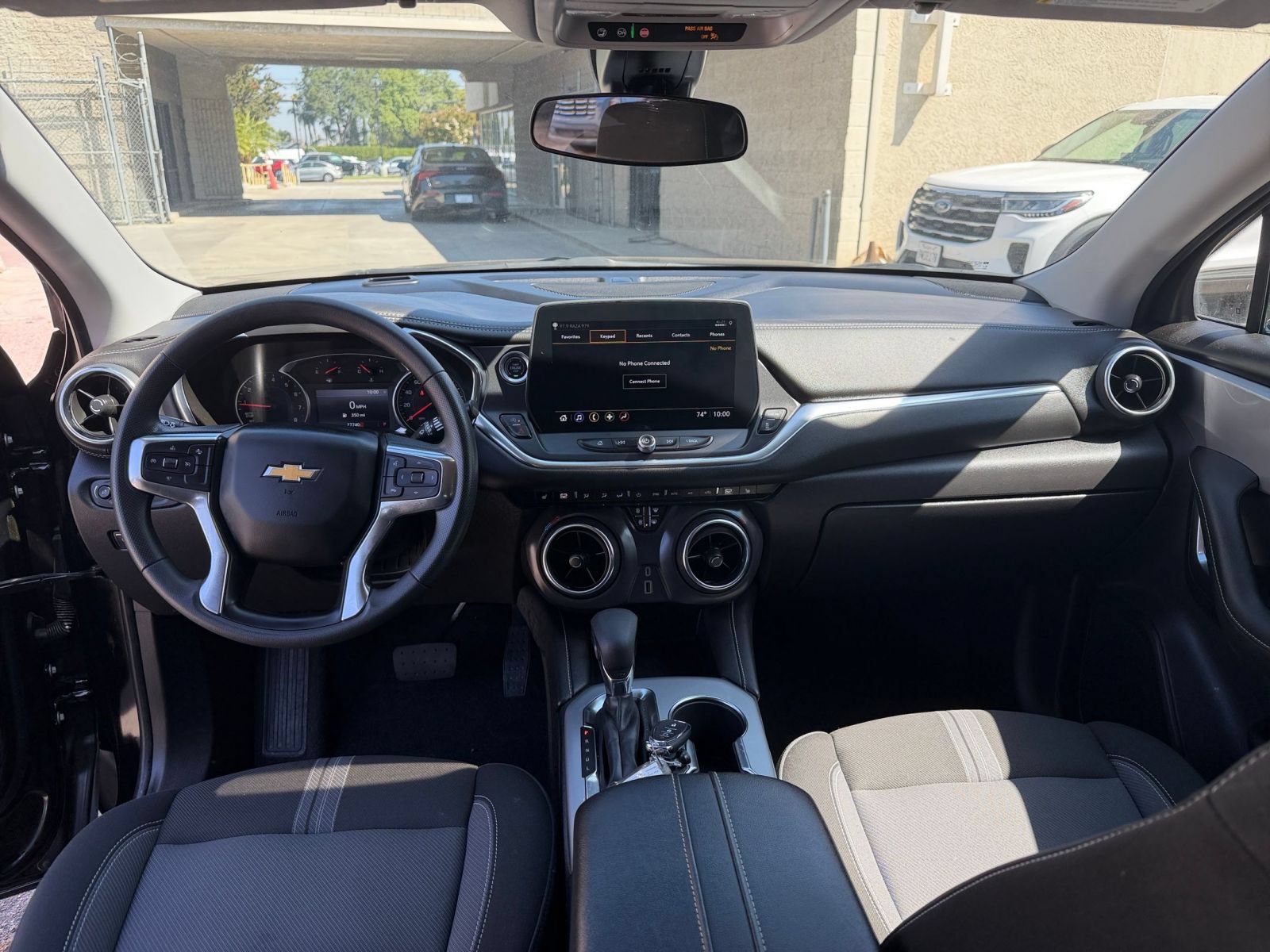 Used 2025 Chevrolet Blazer LT FWD image 34