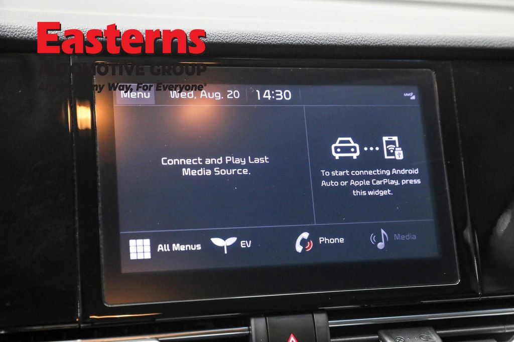 Used 2022 Kia Niro EX w/ Cold Weather Package image 19