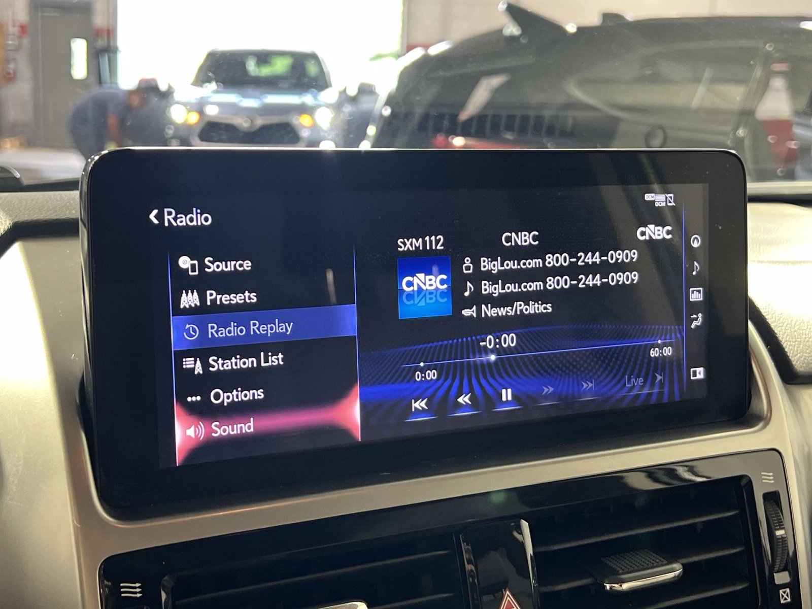 Used 2023 Lexus GX 460 Premium w/ Premium Package AWD/4WD image 18