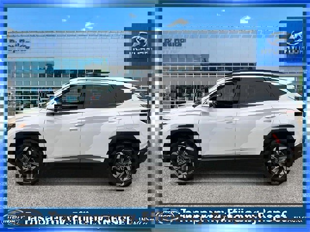 Used 2022 Hyundai Tucson Limited w/ Winter Package image 7