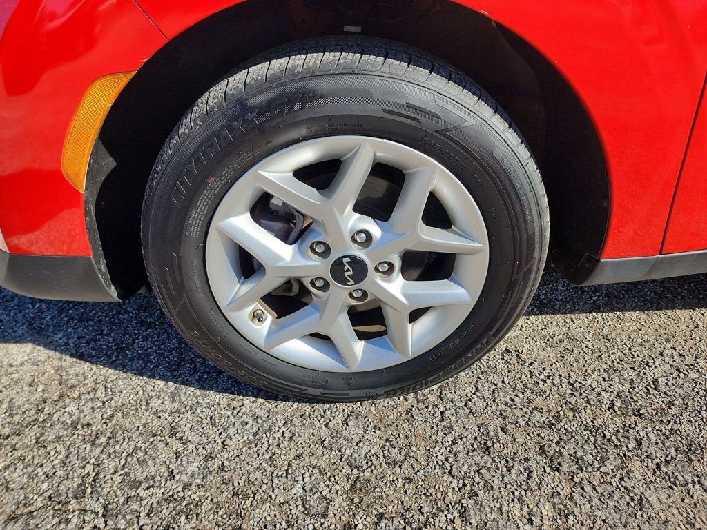 Used 2024 Kia Soul LX w/ Option Group 015 image 11