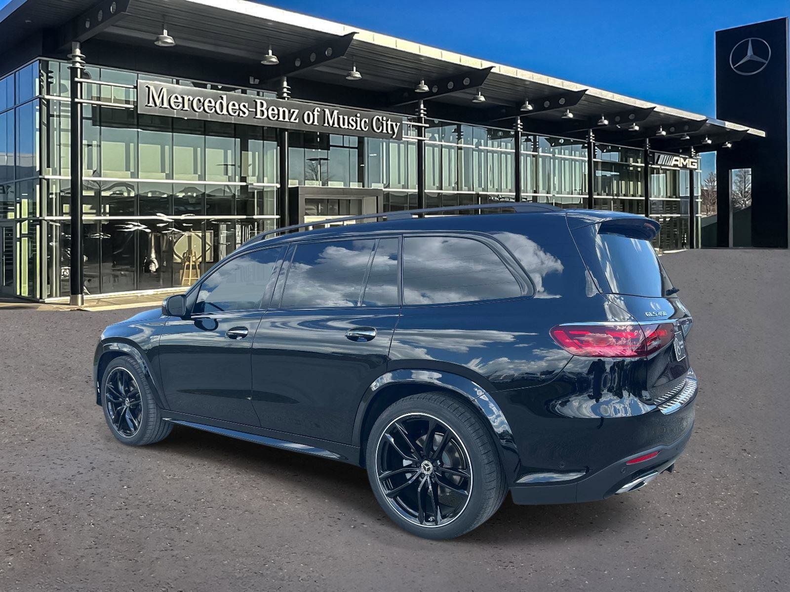 Certified 2025 Mercedes-Benz GLS 450 4MATIC image 4