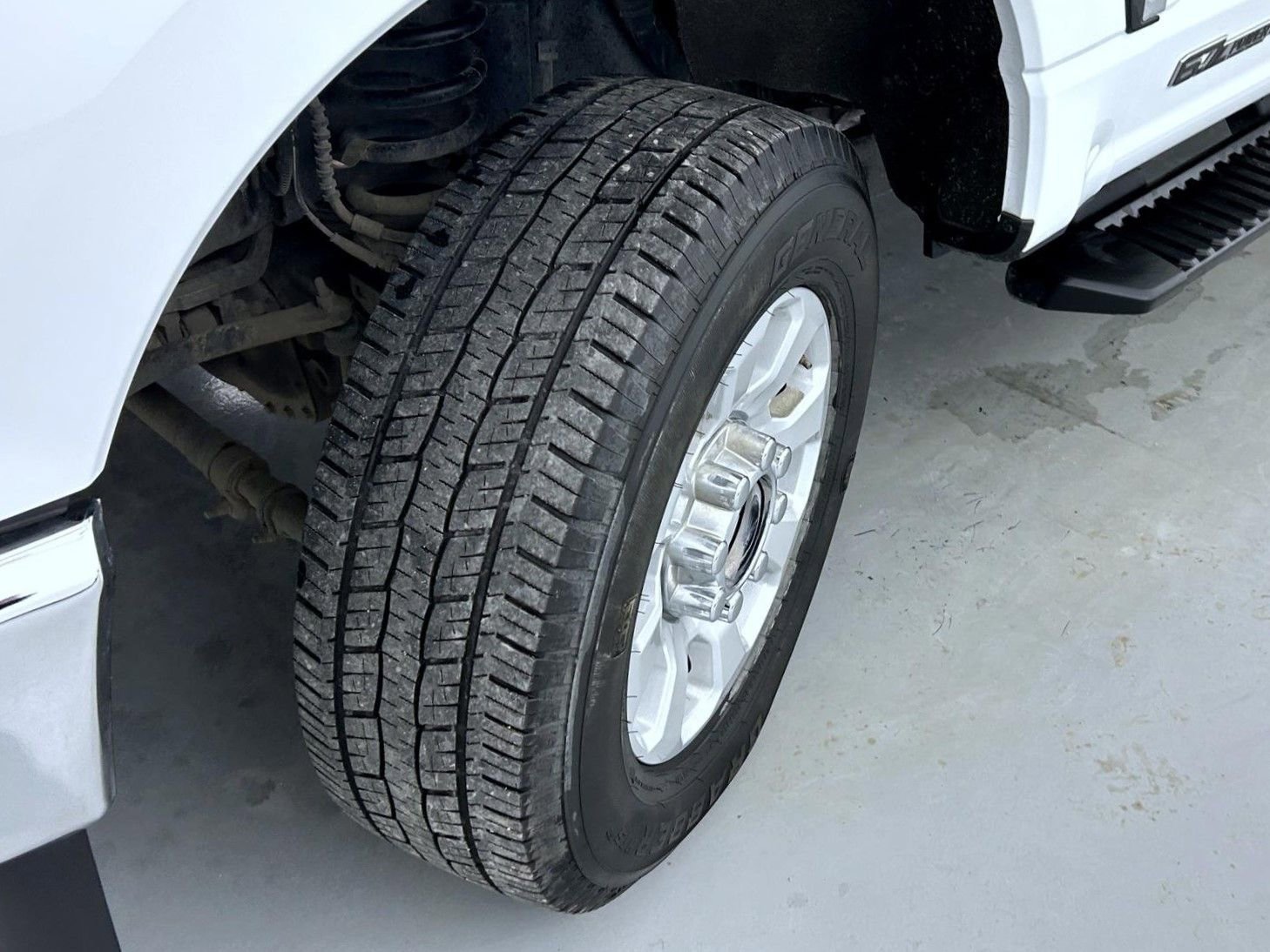 Used 2024 Ford F250 XLT image 23