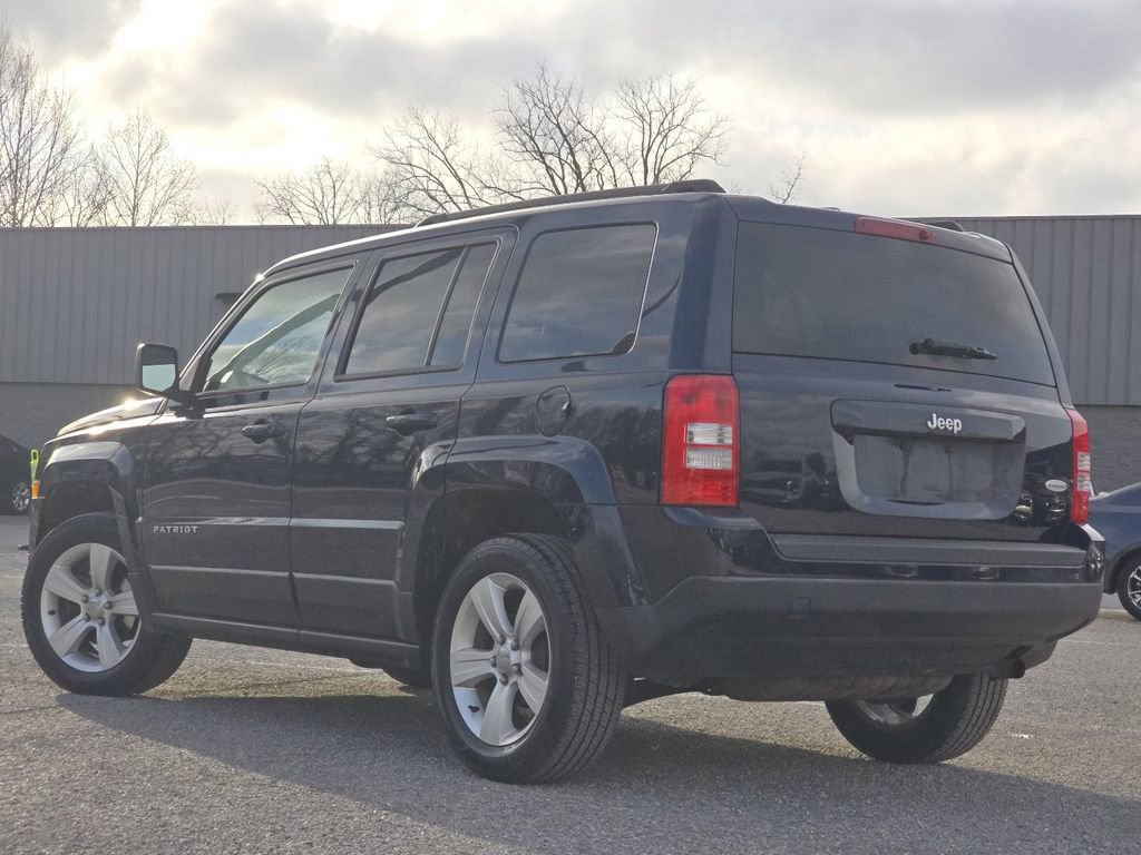 Used 2015 Jeep Patriot Latitude w/ Sun/Sound Group image 12
