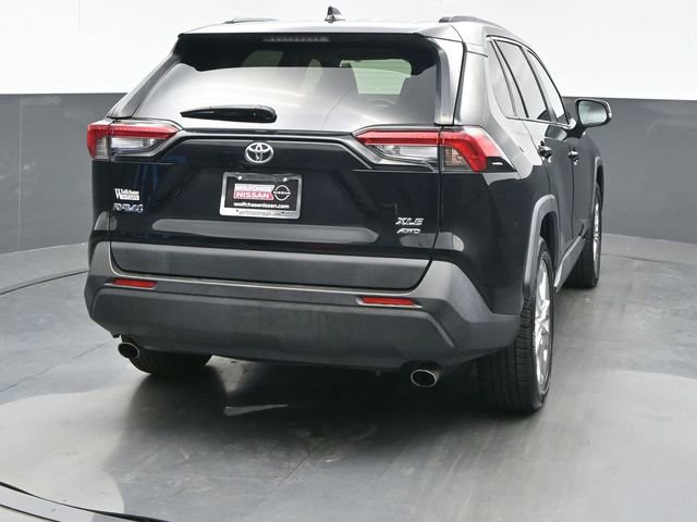 Used 2019 Toyota RAV4 XLE Premium w/ Cold Weather Package image 5