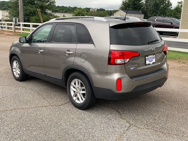 Used 2014 Kia Sorento LX w/ Premium Package FWD image 7