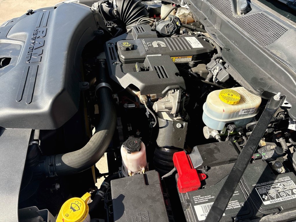 Used 2022 RAM 2500 Laramie w/ Safety Group B AWD/4WD image 42