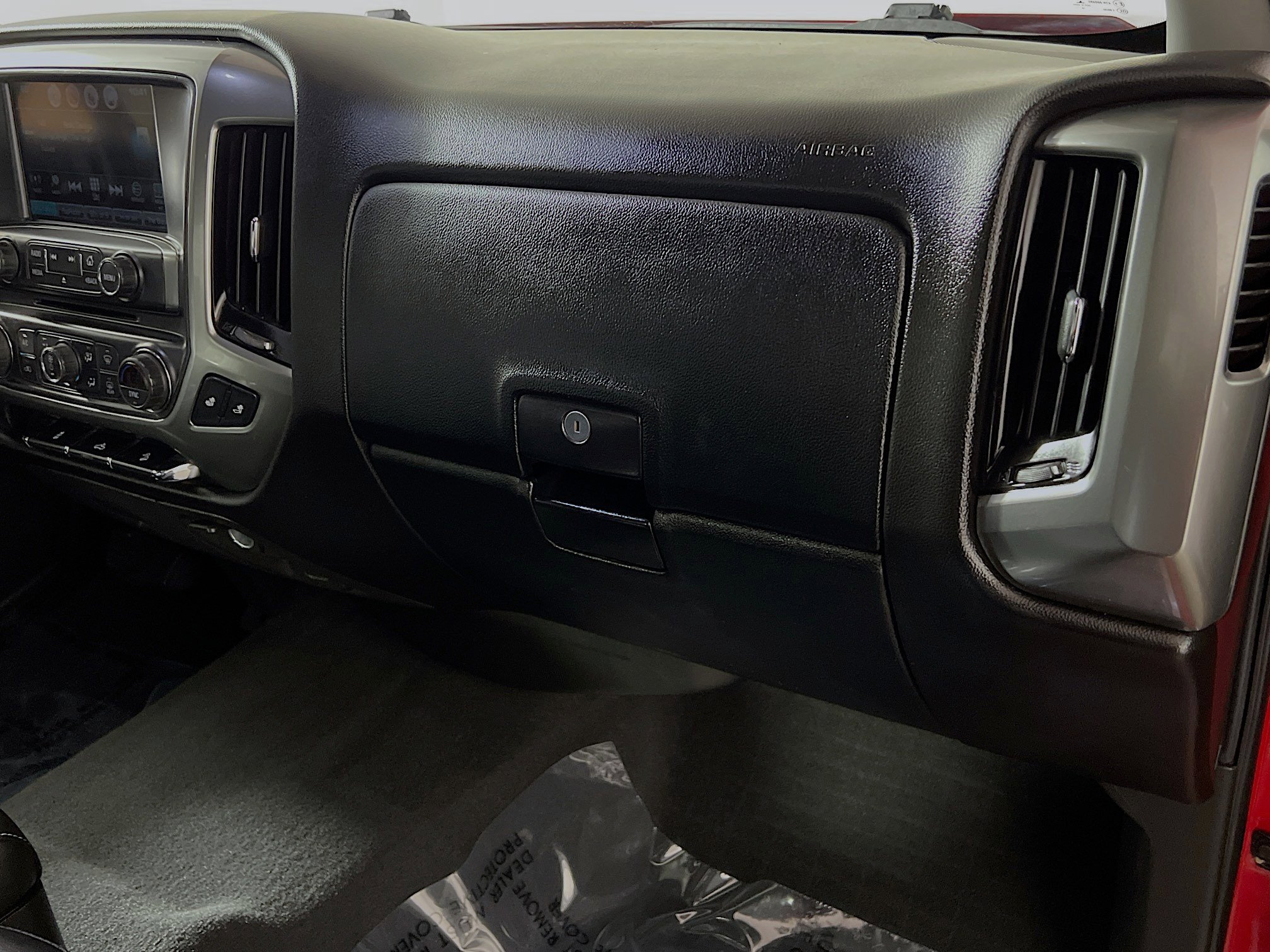 Used 2018 Chevrolet Silverado 1500 LT w/ All Star Edition image 35