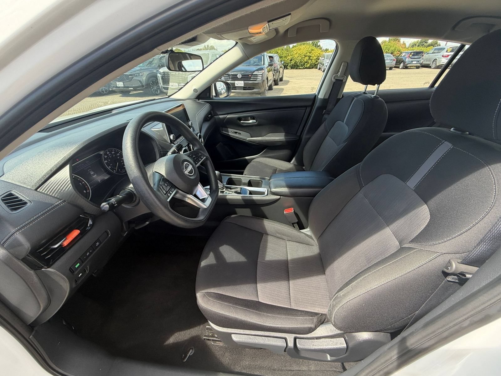Used 2025 Nissan Sentra SV FWD image 26