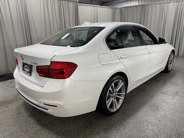 Used 2018 BMW 330i xDrive Sedan image 4