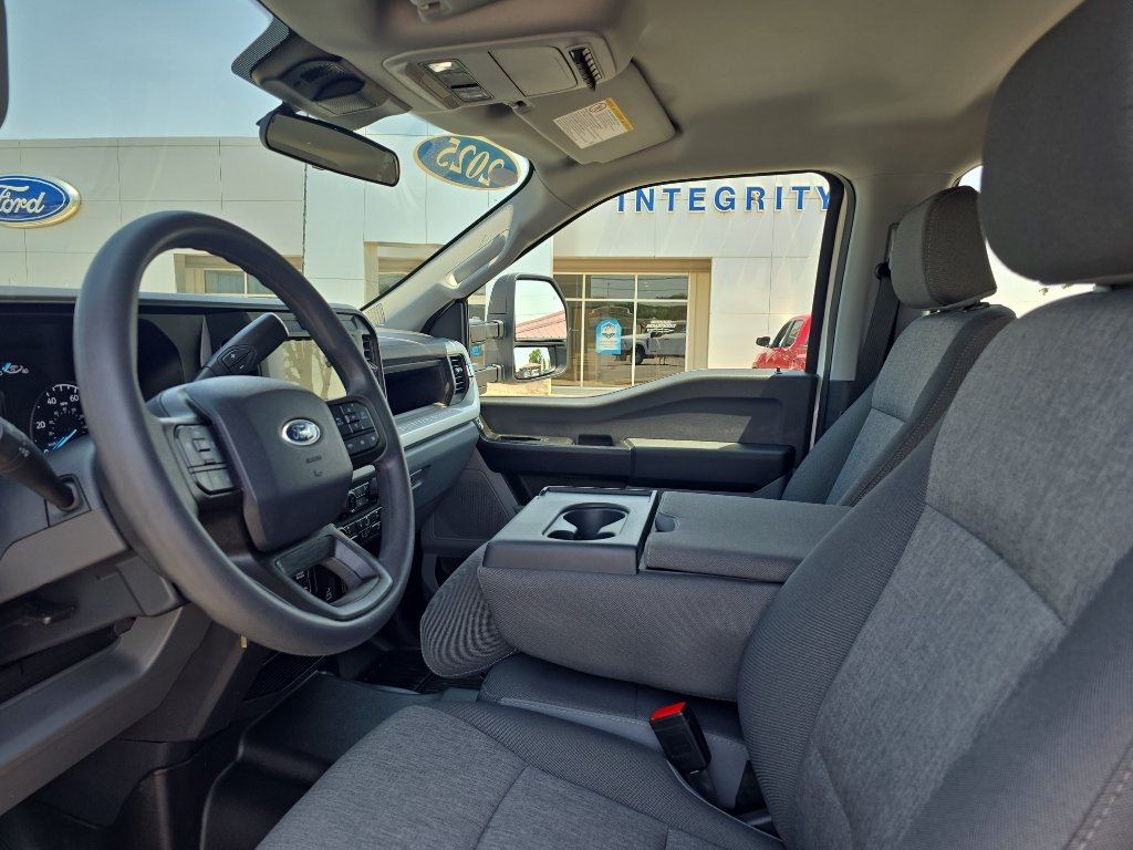 Used 2025 Ford F250 XL AWD/4WD image 18