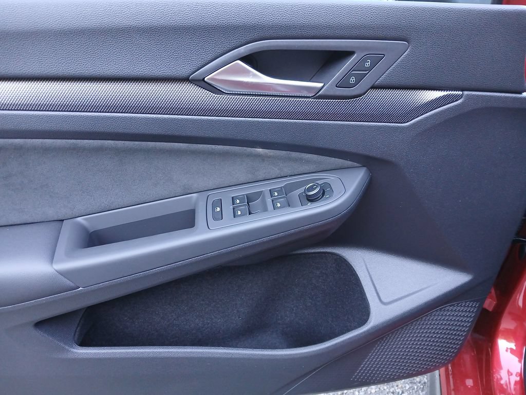 New 2026 Volkswagen GTI SE FWD image 11