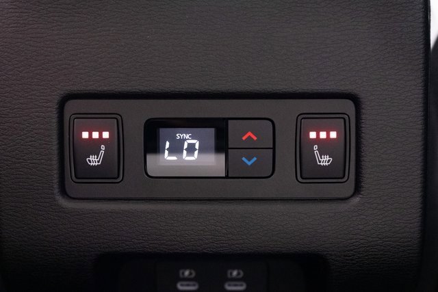 New 2025 Mitsubishi Outlander AWD image 9