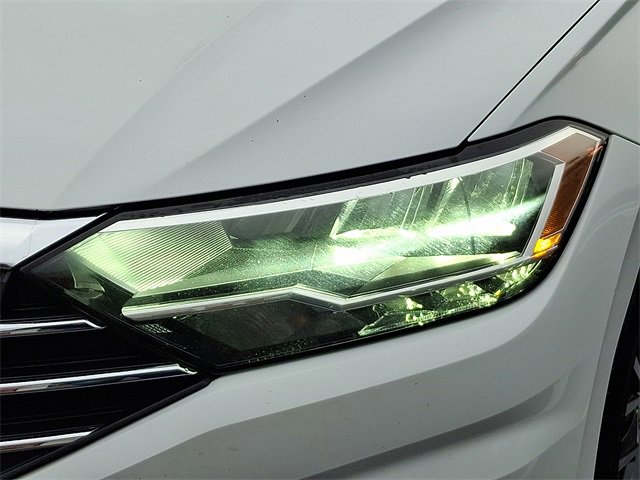 Used 2021 Volkswagen Jetta SE image 9