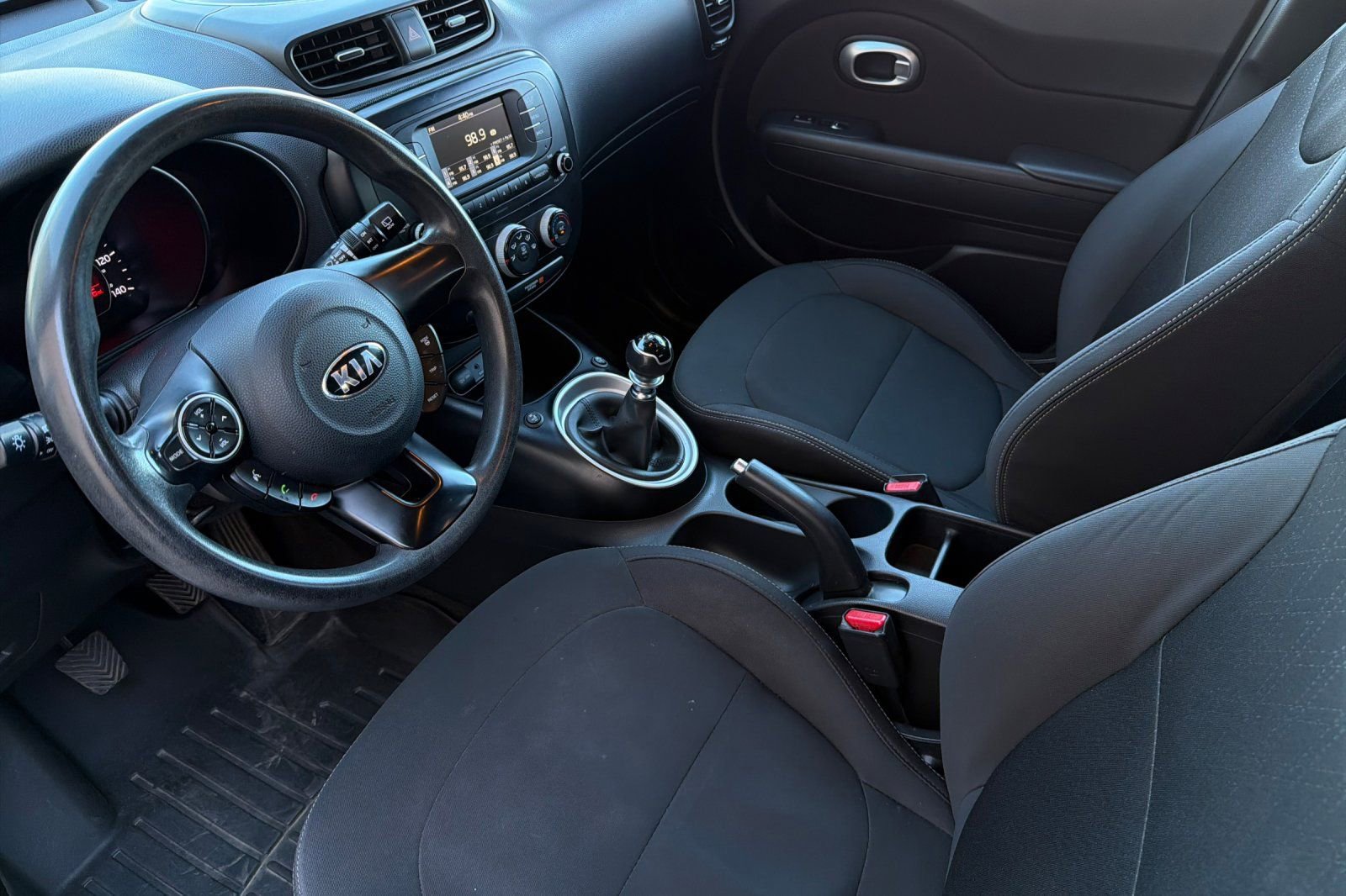 Used 2018 Kia Soul image 9