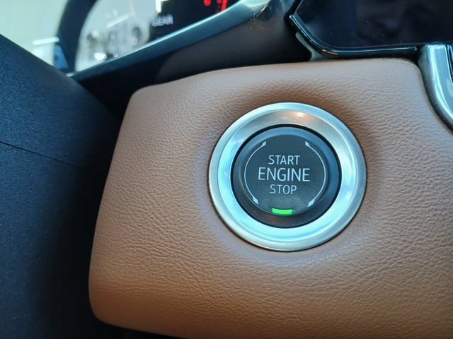 Certified 2024 GMC Canyon AT4 w/ AT4 Premium Package AWD/4WD image 26