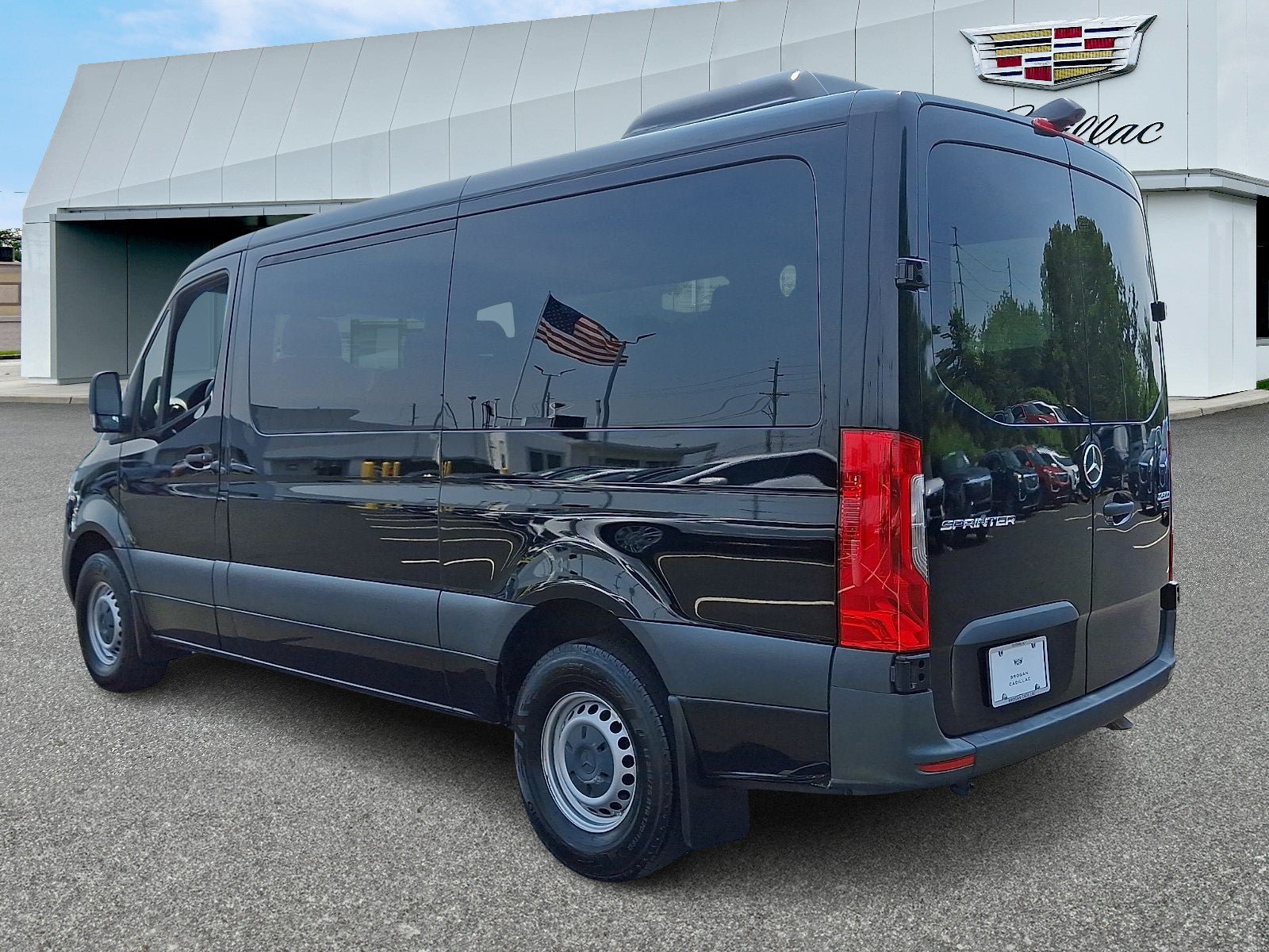 Used 2022 Mercedes-Benz Sprinter 2500 image 4