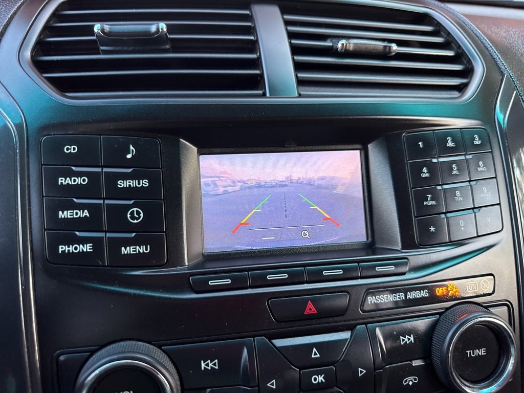 Used 2017 Ford Explorer FWD image 4