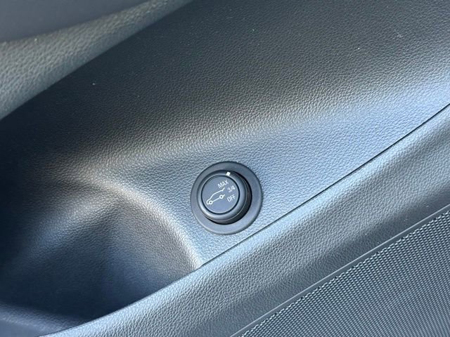 Used 2020 Buick Envision Essence image 25