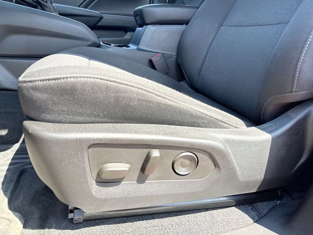 Certified 2024 Chevrolet Colorado Trail Boss AWD/4WD image 12