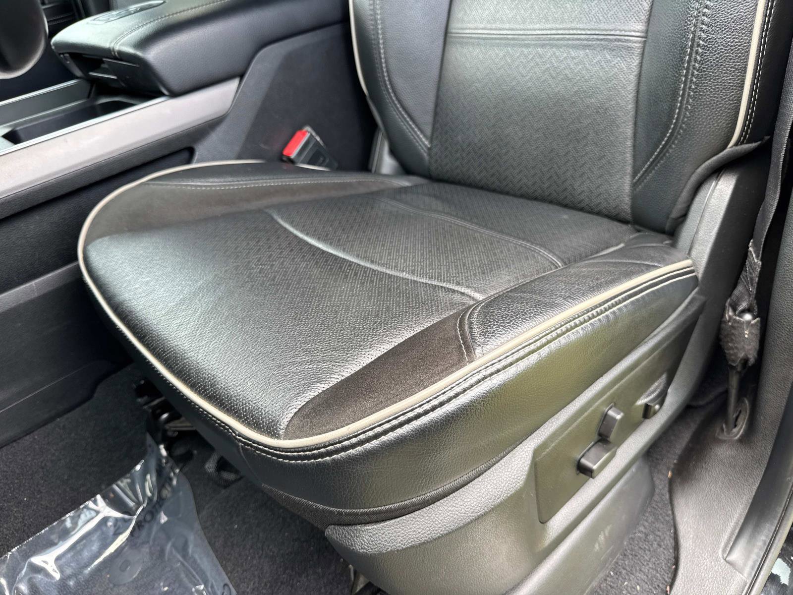 Used 2022 RAM 2500 Laramie image 22