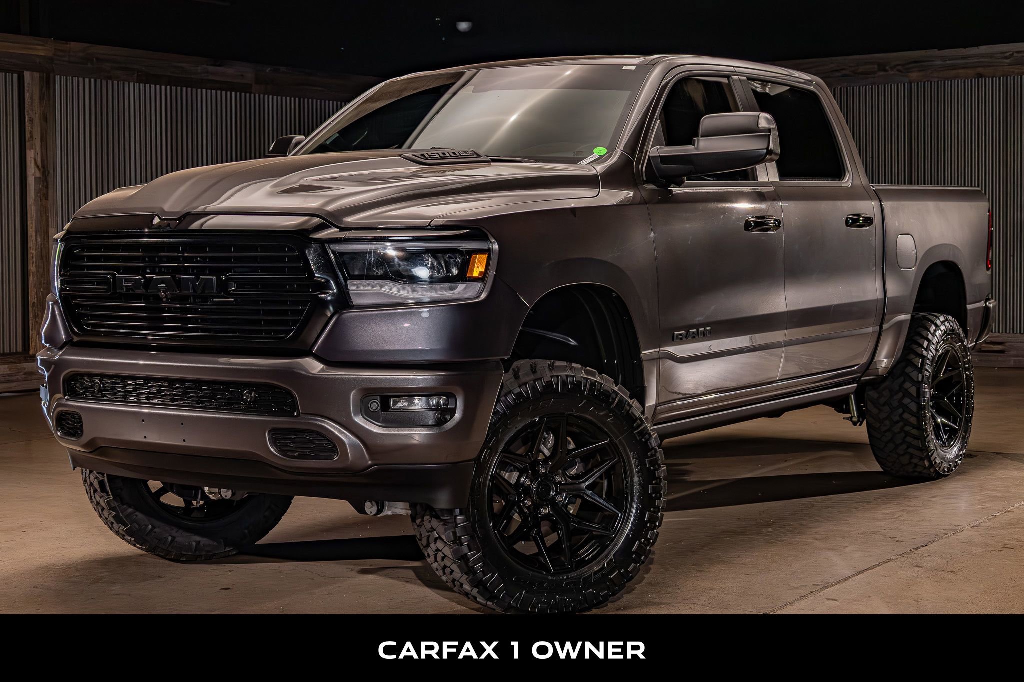 Used 2024 RAM 1500 Laramie AWD/4WD image 5