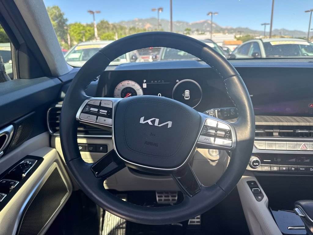 Used 2025 Kia Telluride SX Prestige AWD/4WD image 23