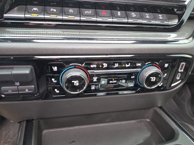 Used 2025 Chevrolet Silverado 1500 ZR2 image 24