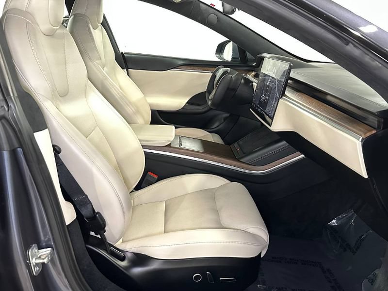 Used 2022 Tesla Model S Standard Range AWD/4WD image 22