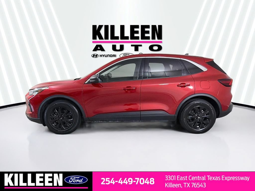 Used 2023 Ford Escape Active FWD image 4