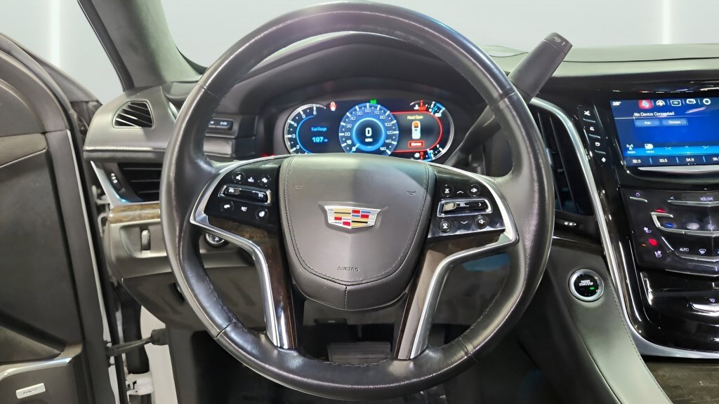Used 2016 Cadillac Escalade Platinum image 29