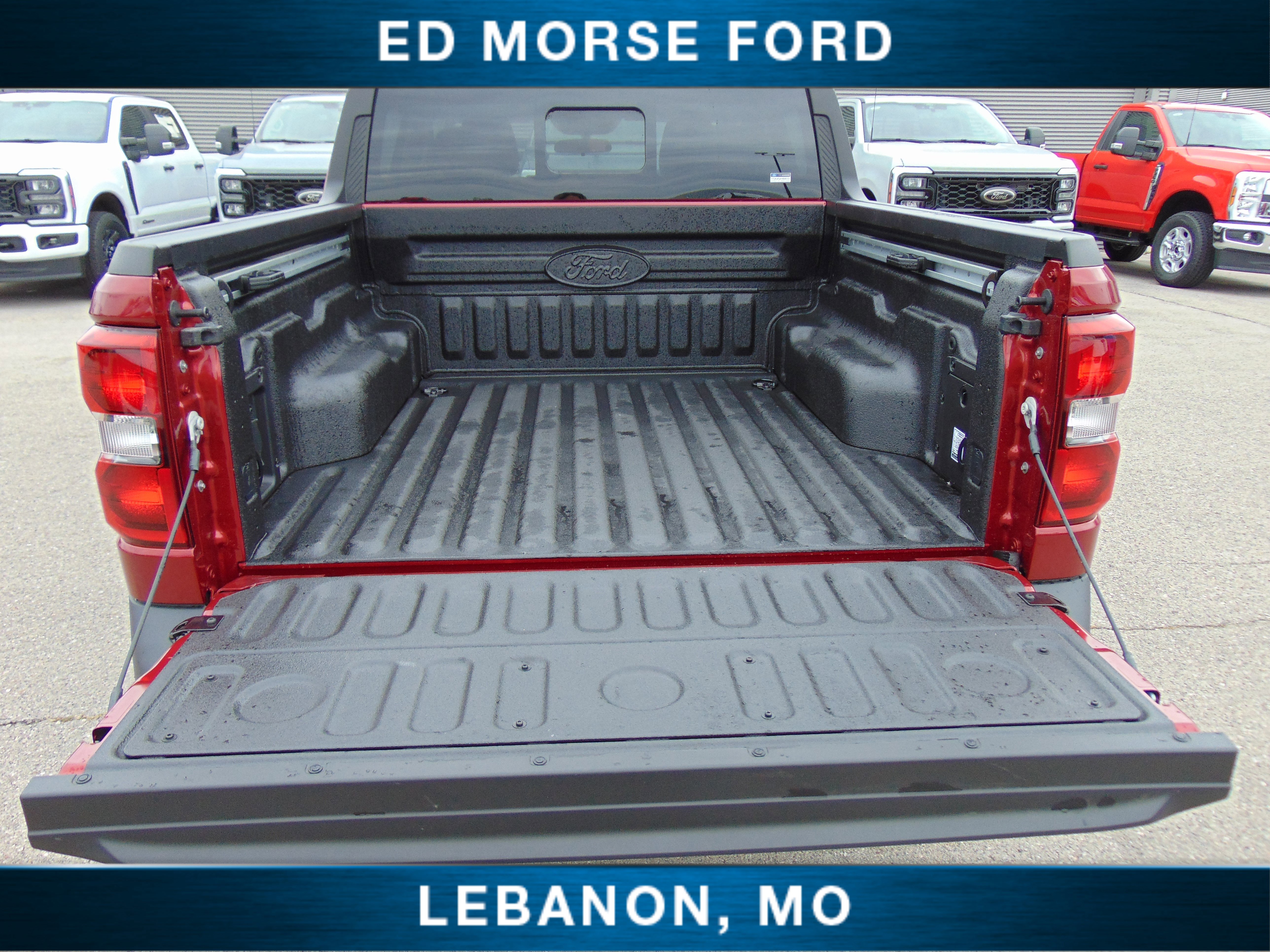 New 2025 Ford Maverick Lariat w/ Black Appearance Package image 17