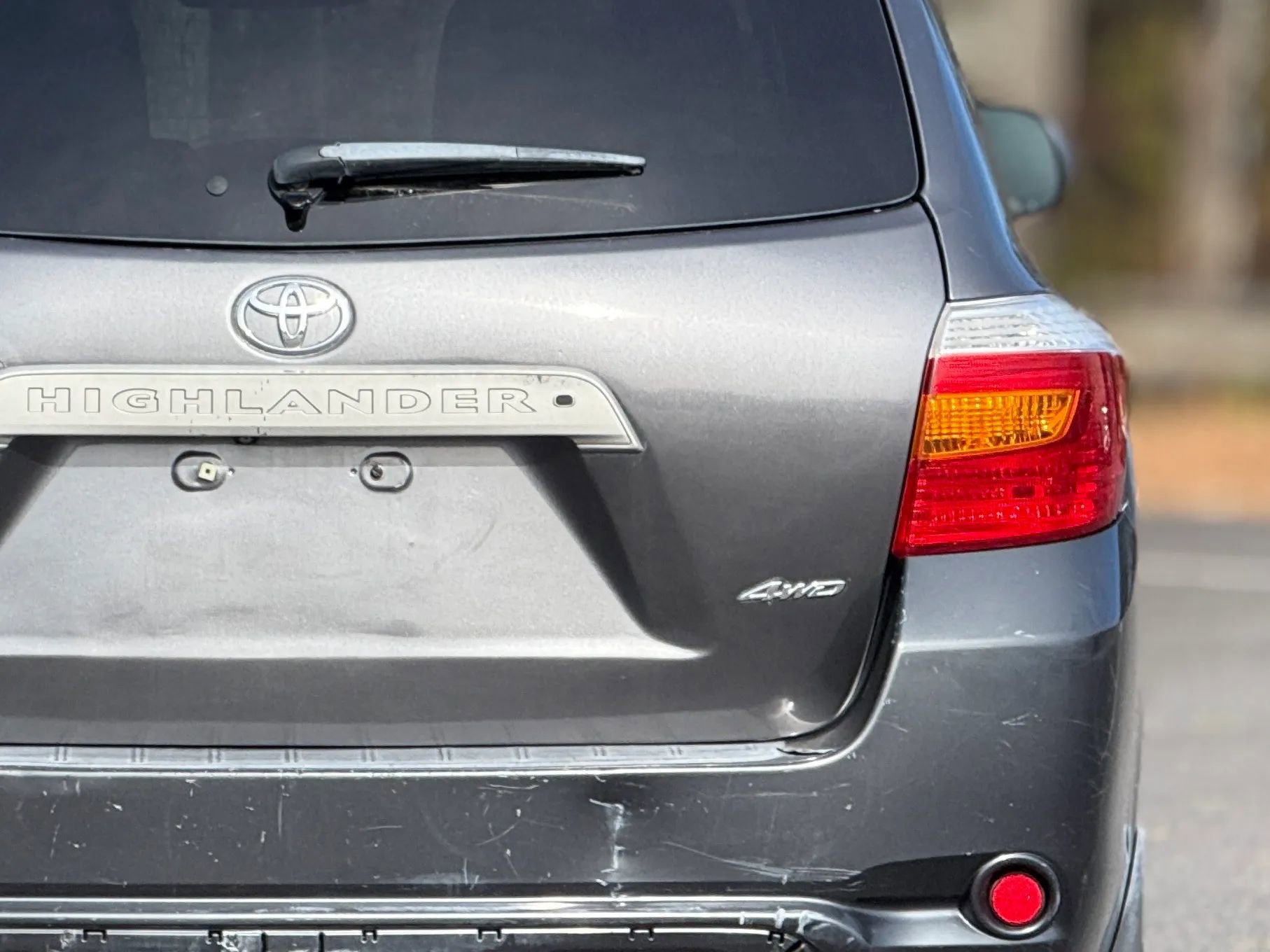 Used 2010 Toyota Highlander SE image 14