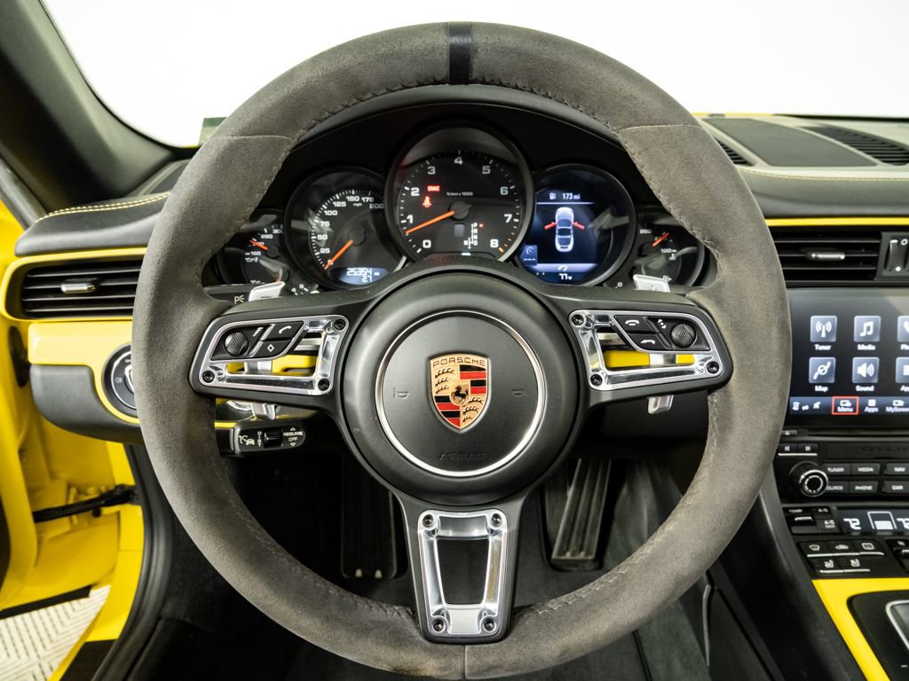 Used 2017 Porsche 911 Targa 4S AWD/4WD image 9