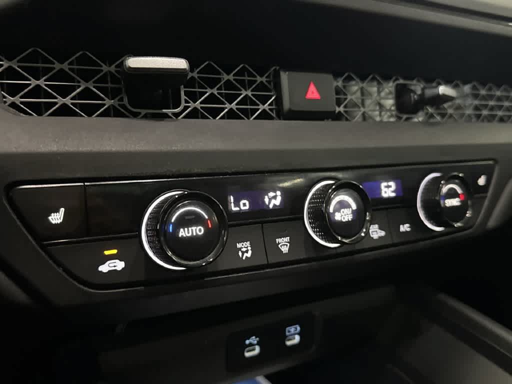 Used 2025 Honda Accord SE image 19