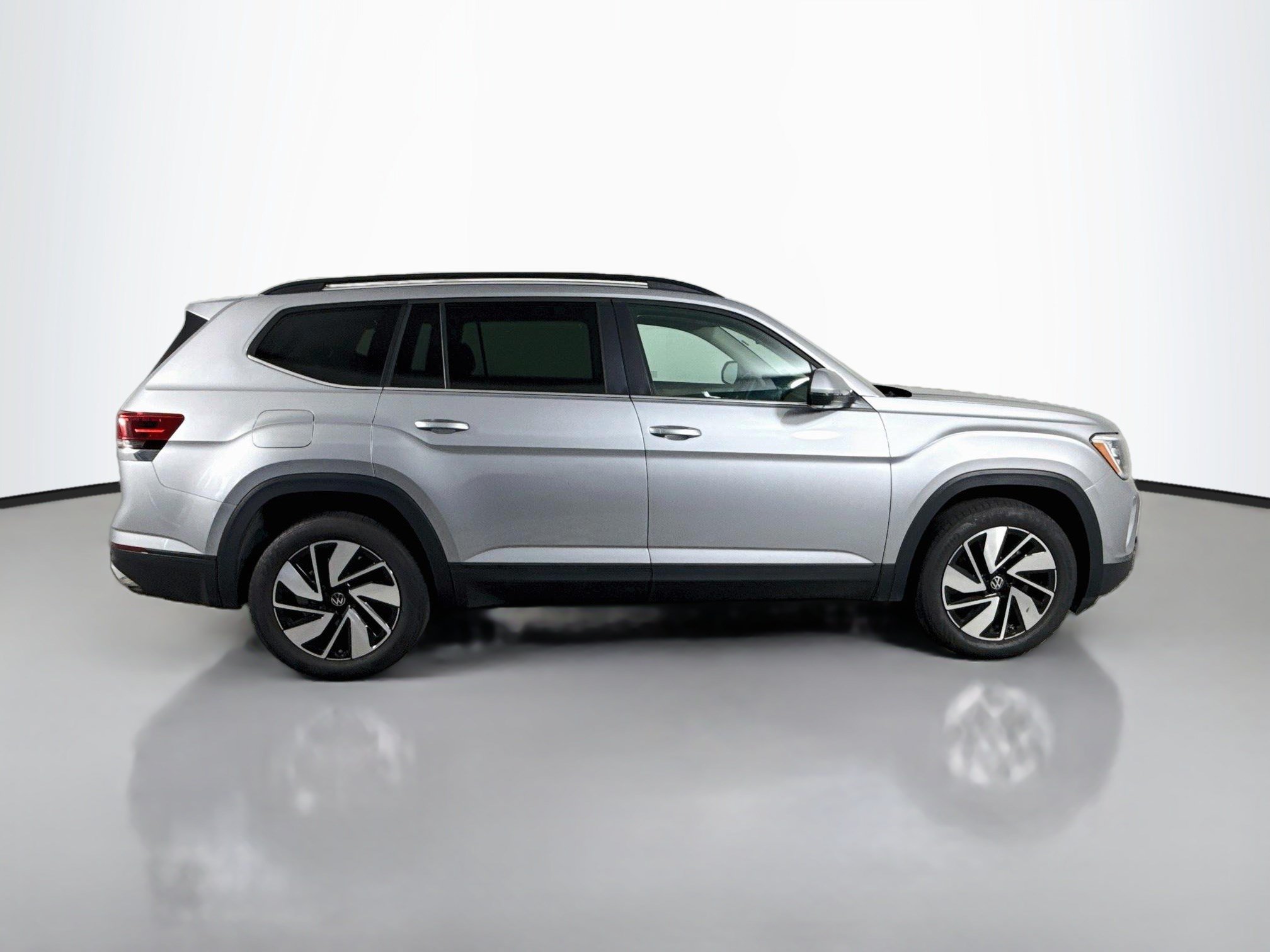 Used 2026 Volkswagen Atlas SE AWD/4WD image 11