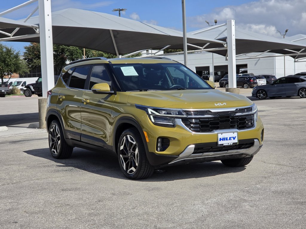 Used 2024 Kia Seltos SX w/ SX Sunroof Package AWD/4WD image 3