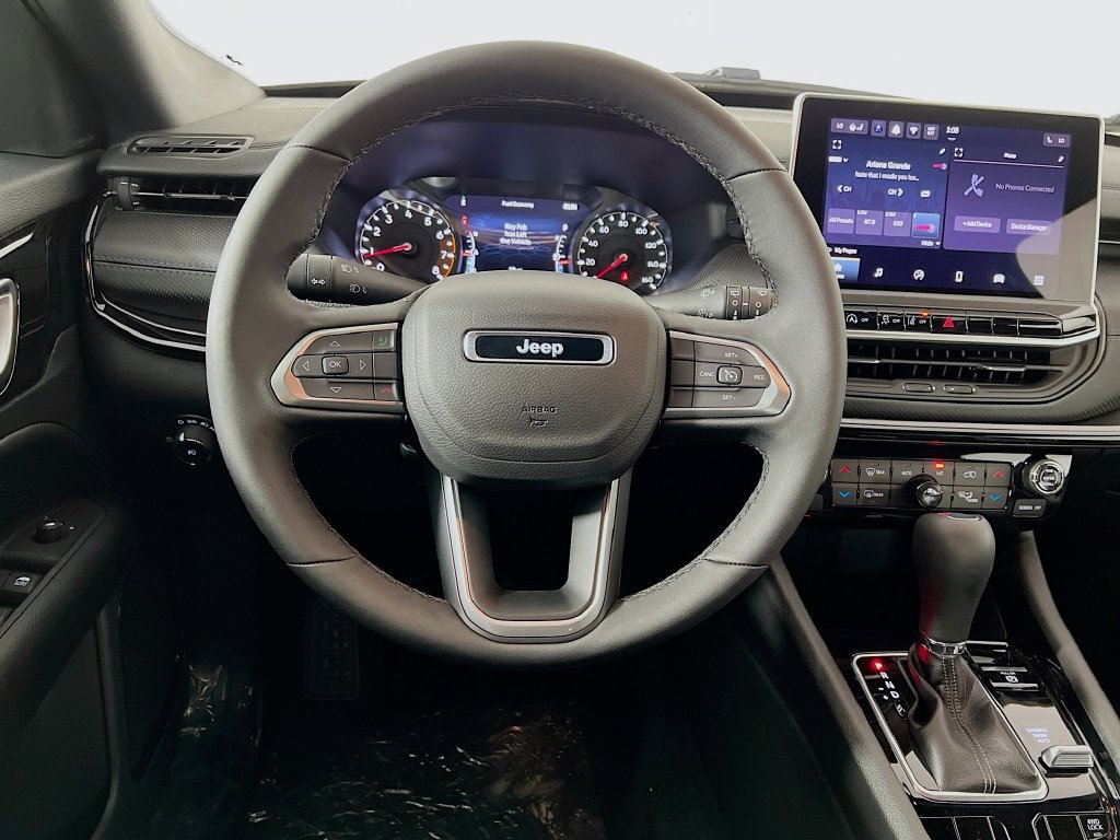New 2026 Jeep Compass Latitude AWD/4WD image 11